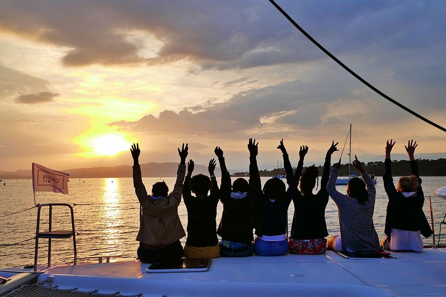 Organisation Enterrement Vie Jeune Fille Catamaran