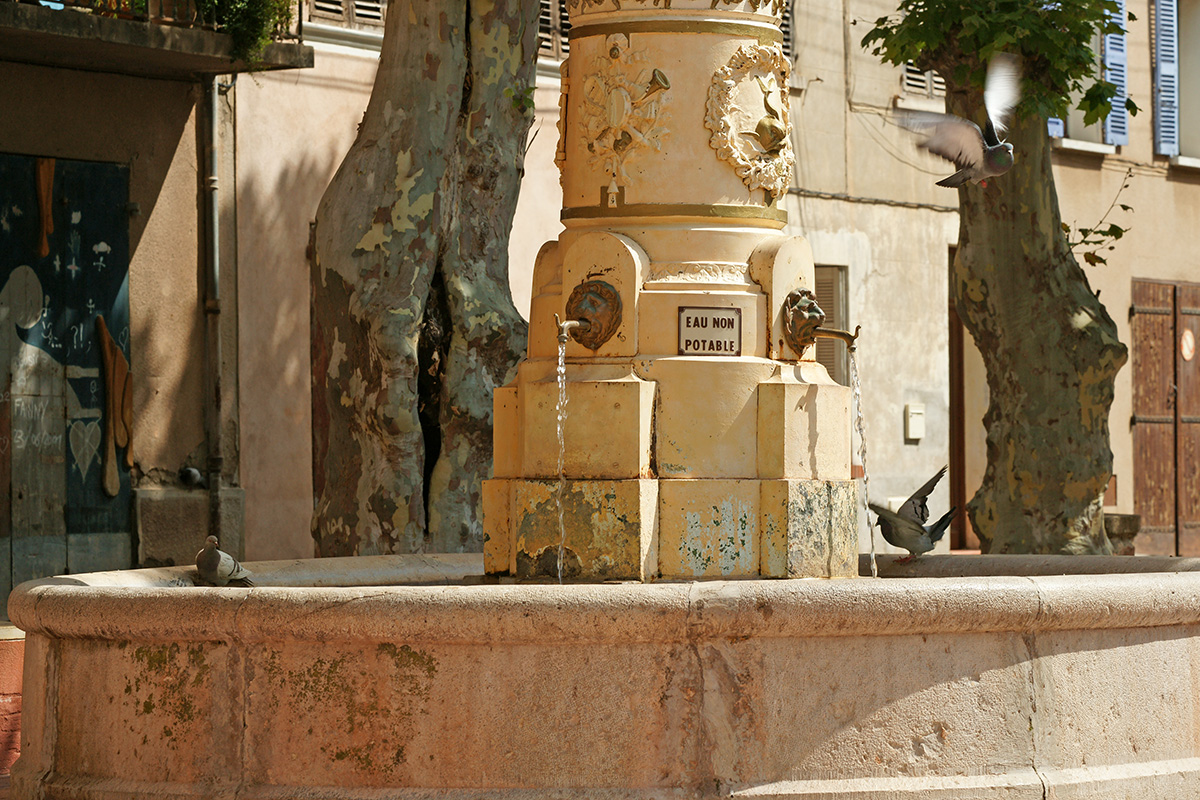 Fontaine - Place de la Liberté - Puget Ville