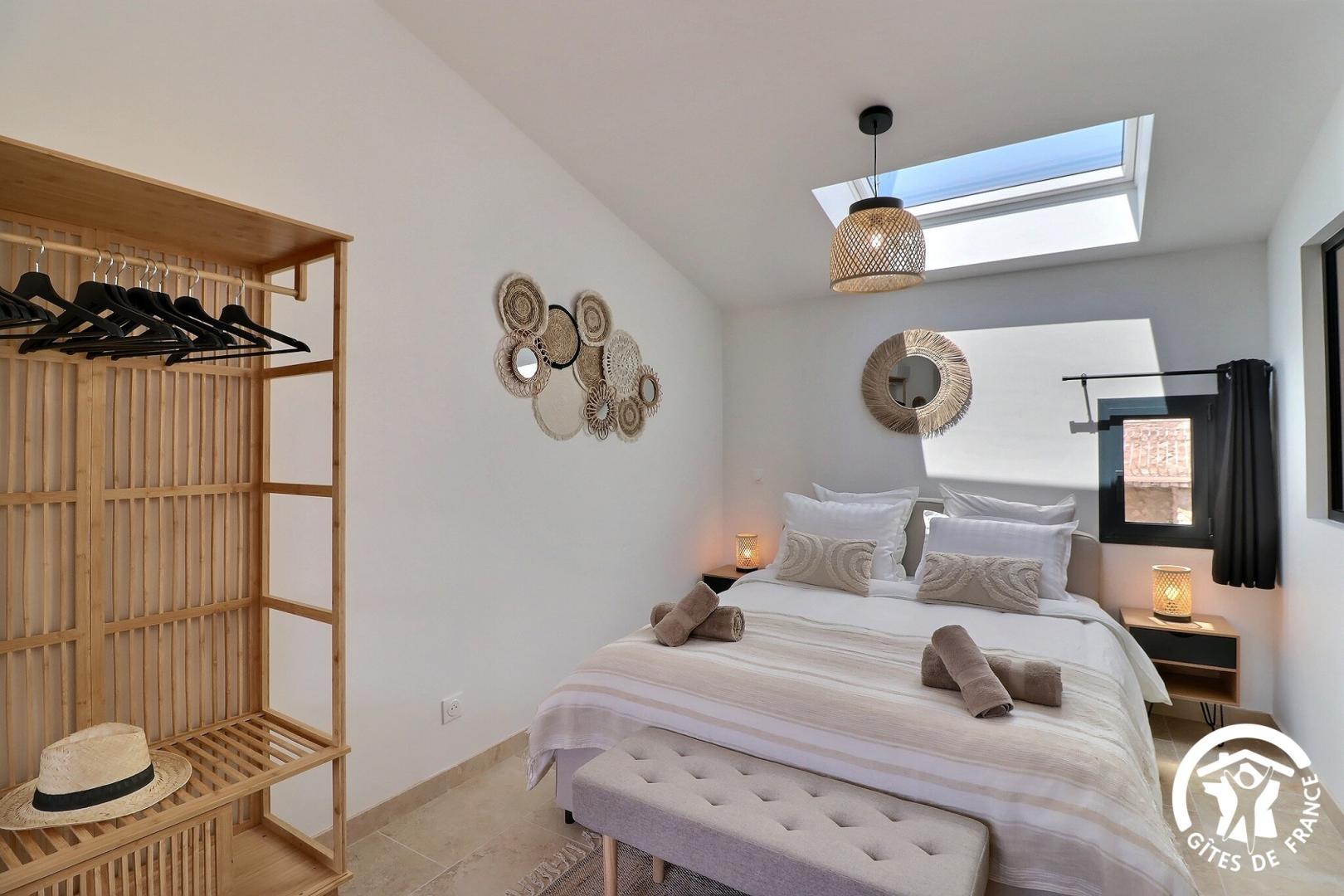 La Pomme de Pin, La Fare-les-Oliviers - photo 5