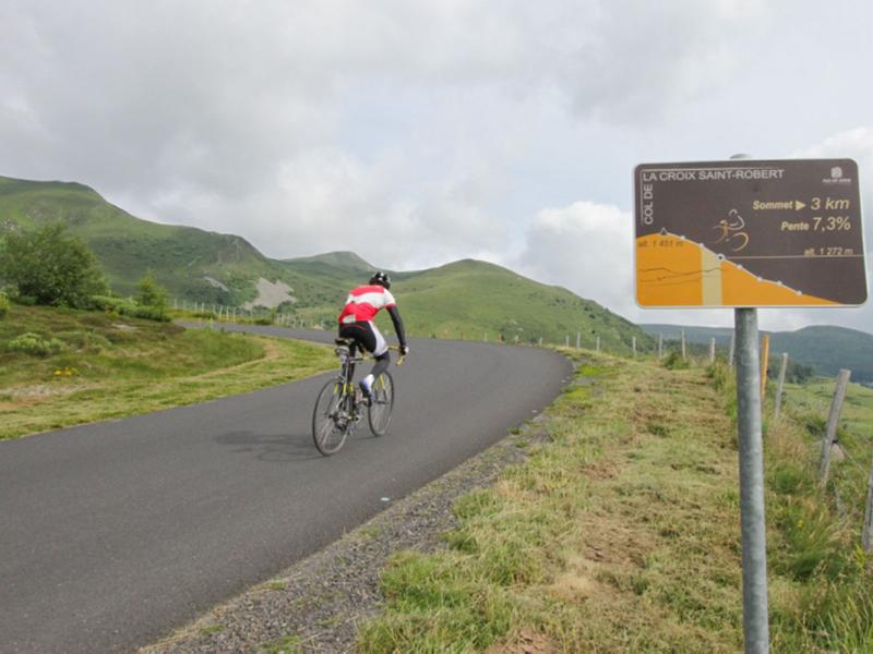 Cyclotourisme : Croix St Robert
