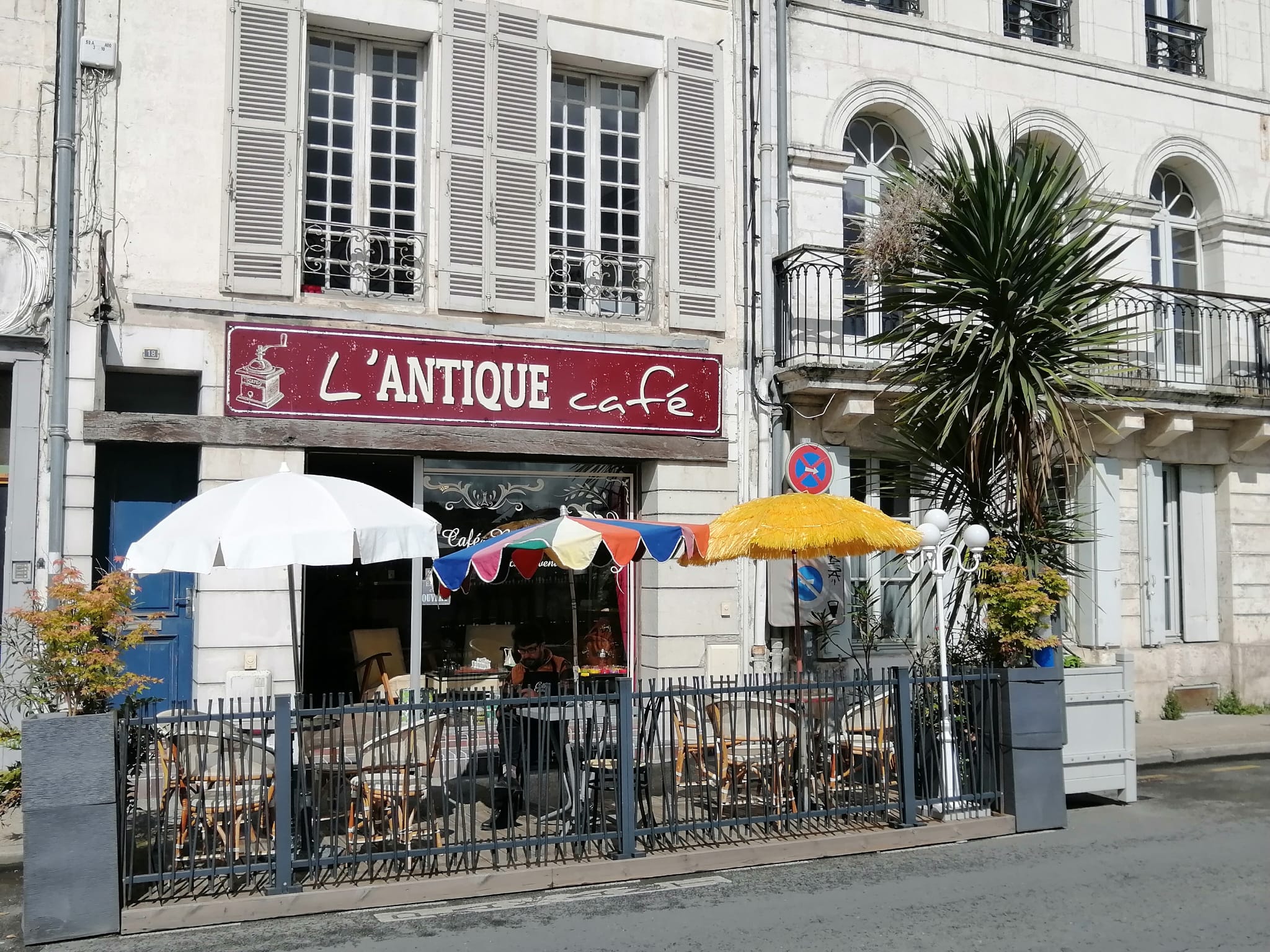 L'Antique Café Saintes