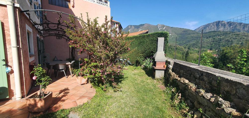 Gîte La Maison Victoire-Barbecue-Roquebillière-Gîtes de France des Alpes-Maritimes