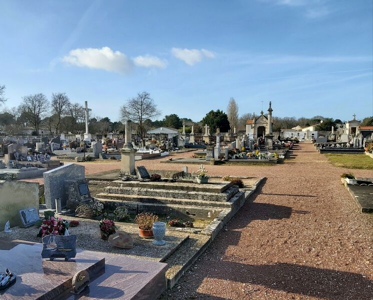 Cimetière Communal des Mathes