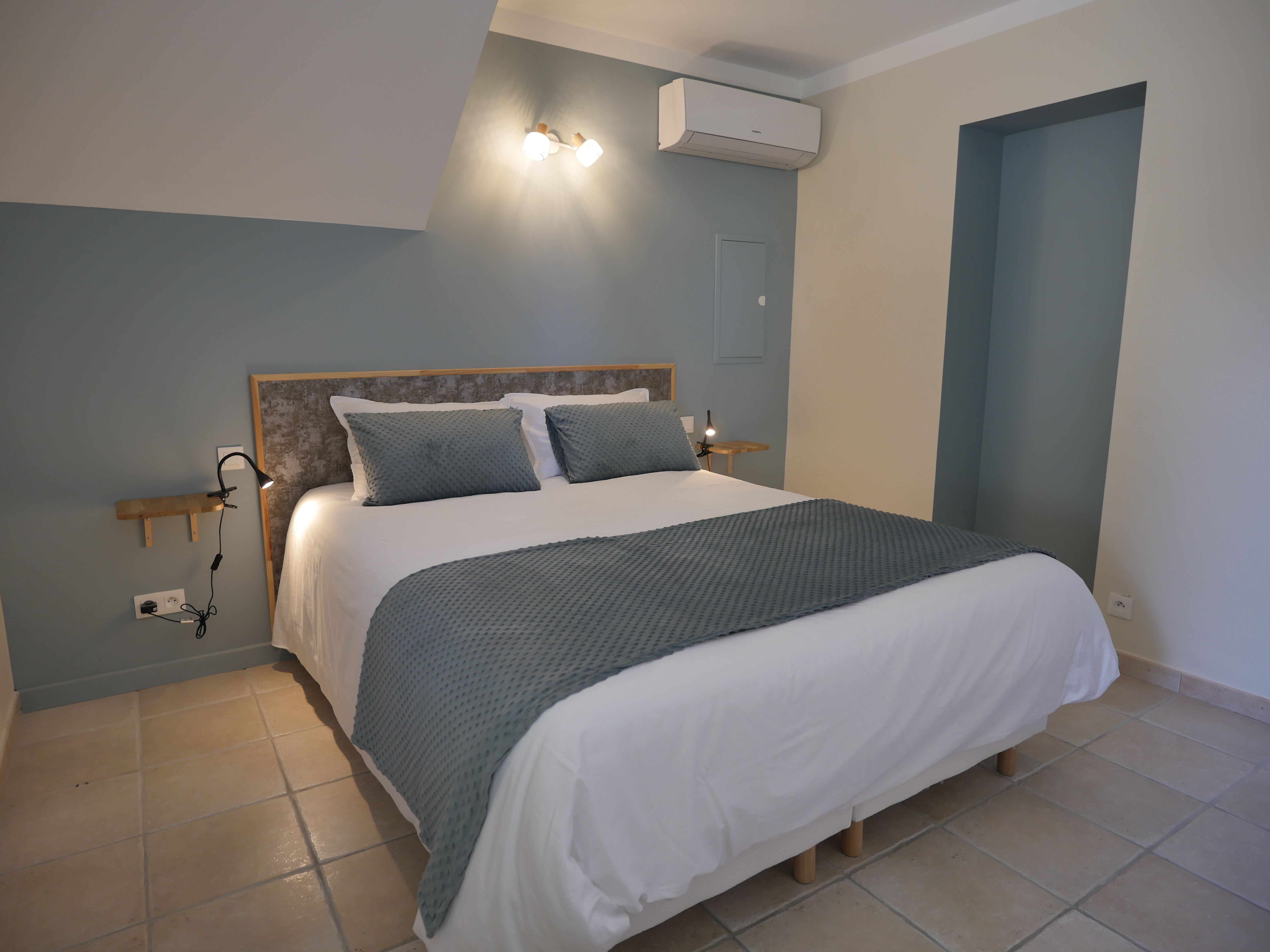 Le Cèdre, Eyragues - photo 8