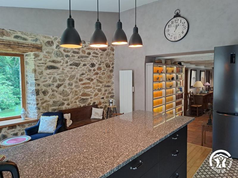 Le gîte du Tilleul de Bressolles - Le Bez - Gîtes de France Sud - cuisine