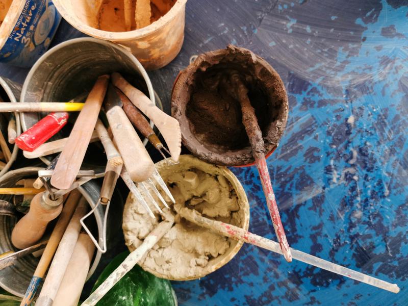 Outils poterie atelier de Sophie