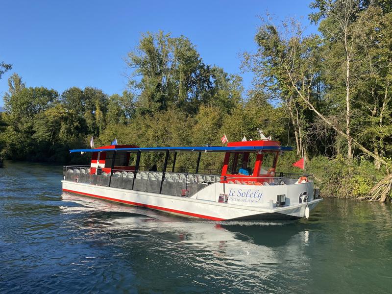 Le solely en navigation sur le Canal de Savières