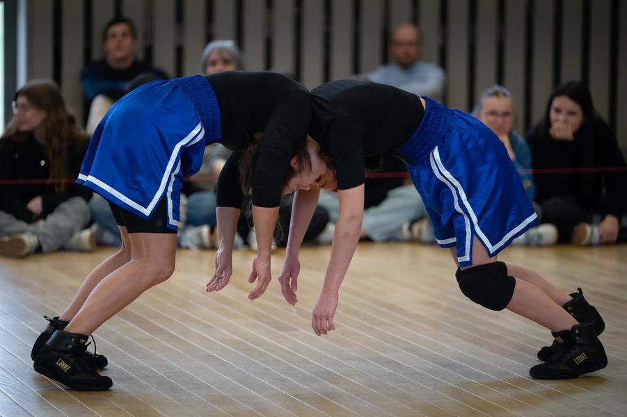 Yes, we fight ! | La Comédie de Clermont