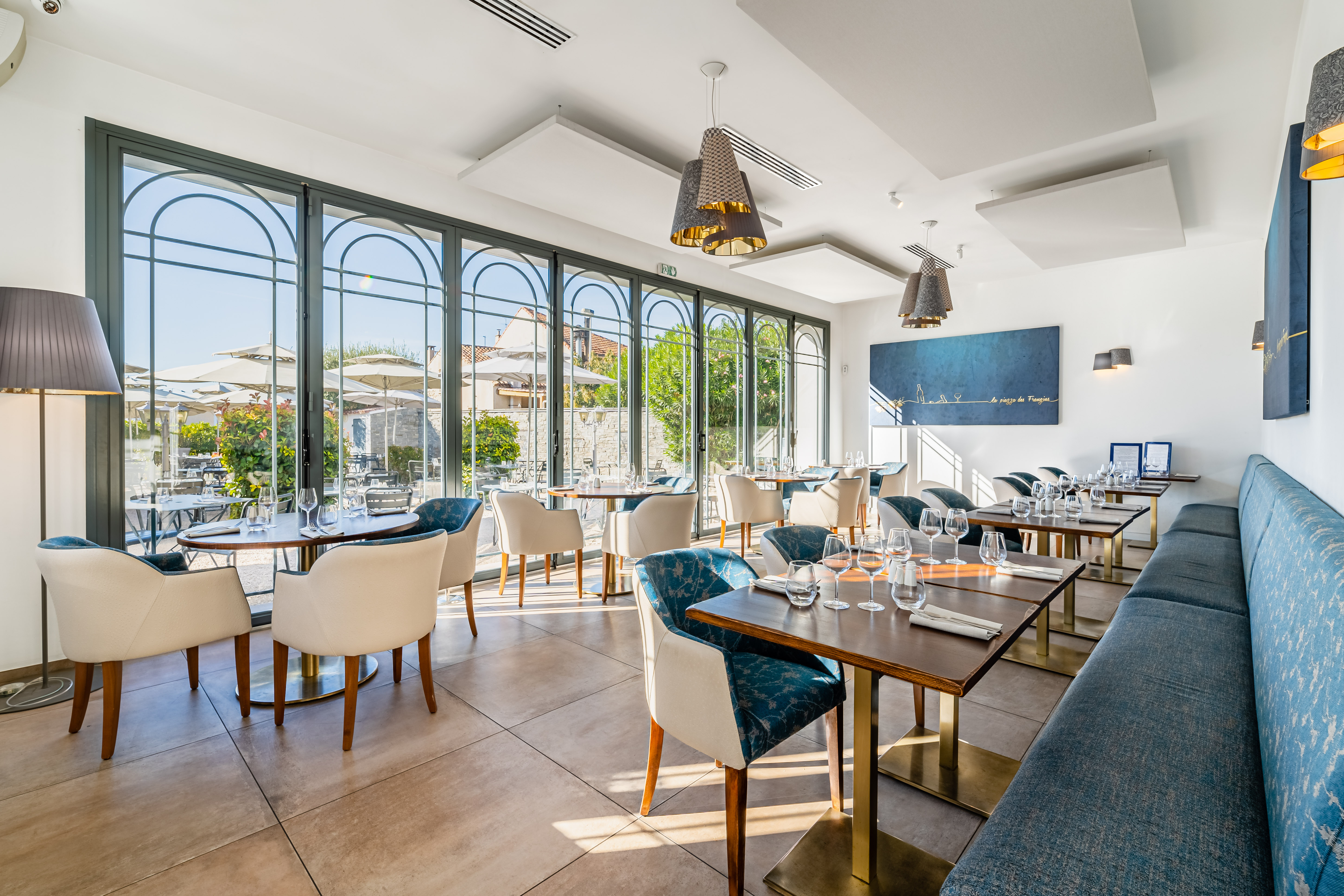 La Piazza des Frangins - photo 2