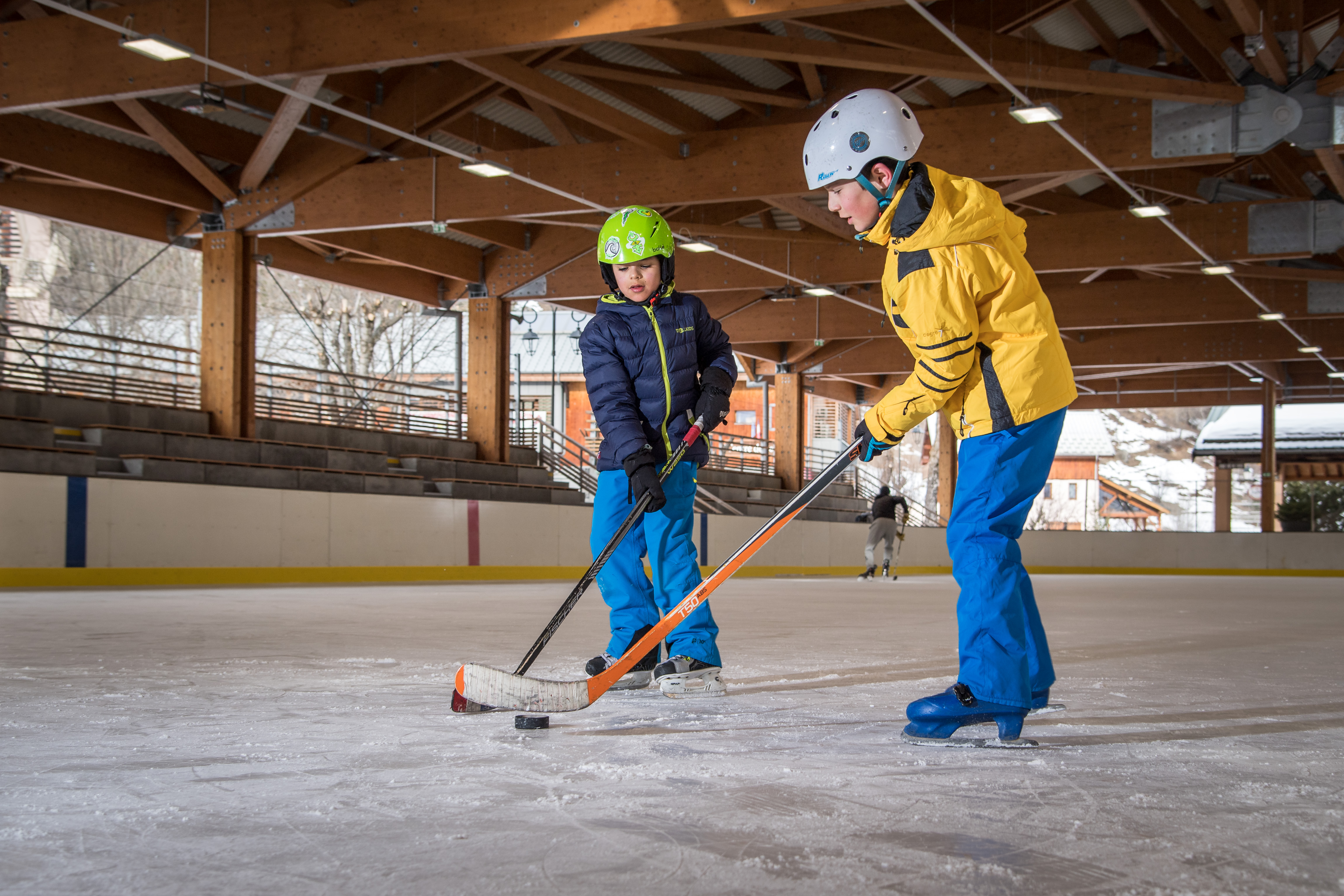 APernet-OTValloire-HD-120221-4784Curling