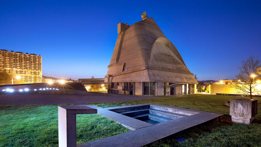 Eglise Saint-Pierre Le Corbusier