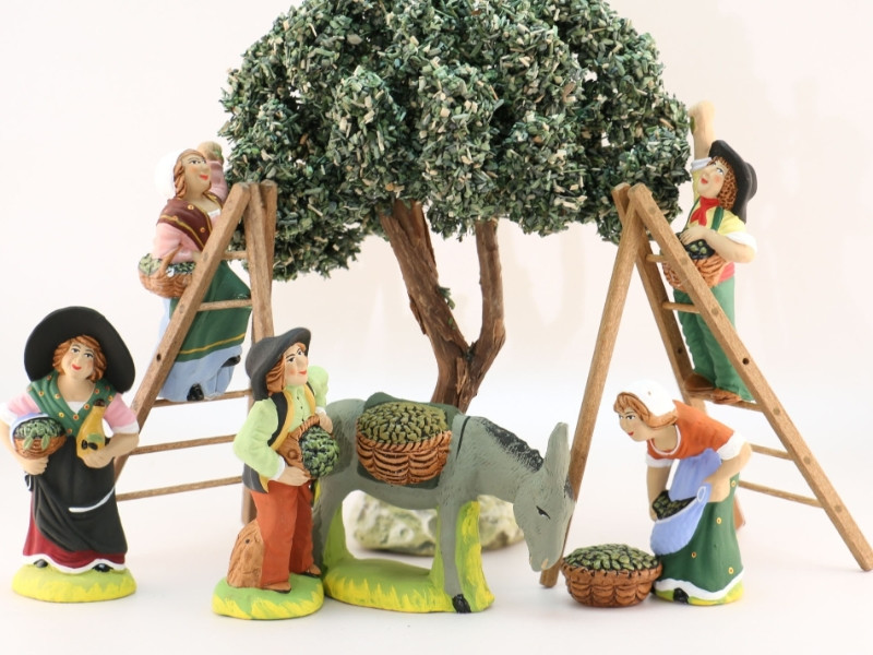 Santons Magali - Fabien Colomies