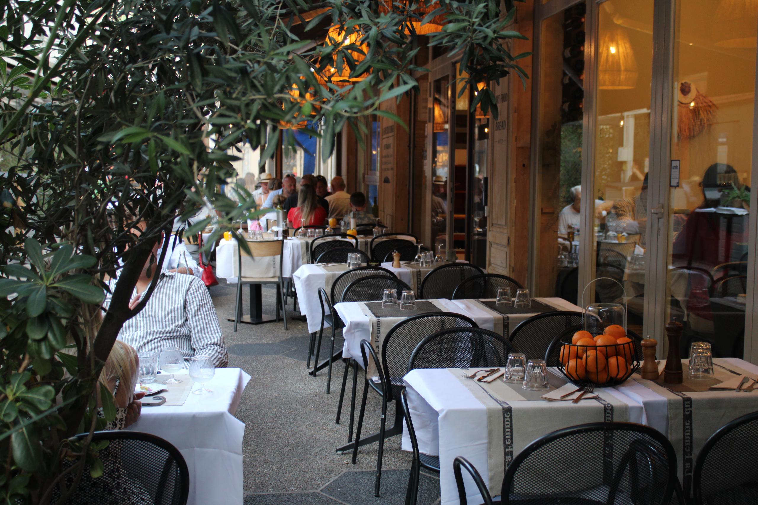 La Femme Du Boulanger - Restaurant / Bar