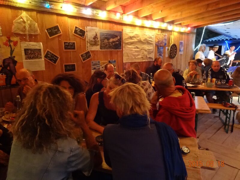 Intérieur guinguette