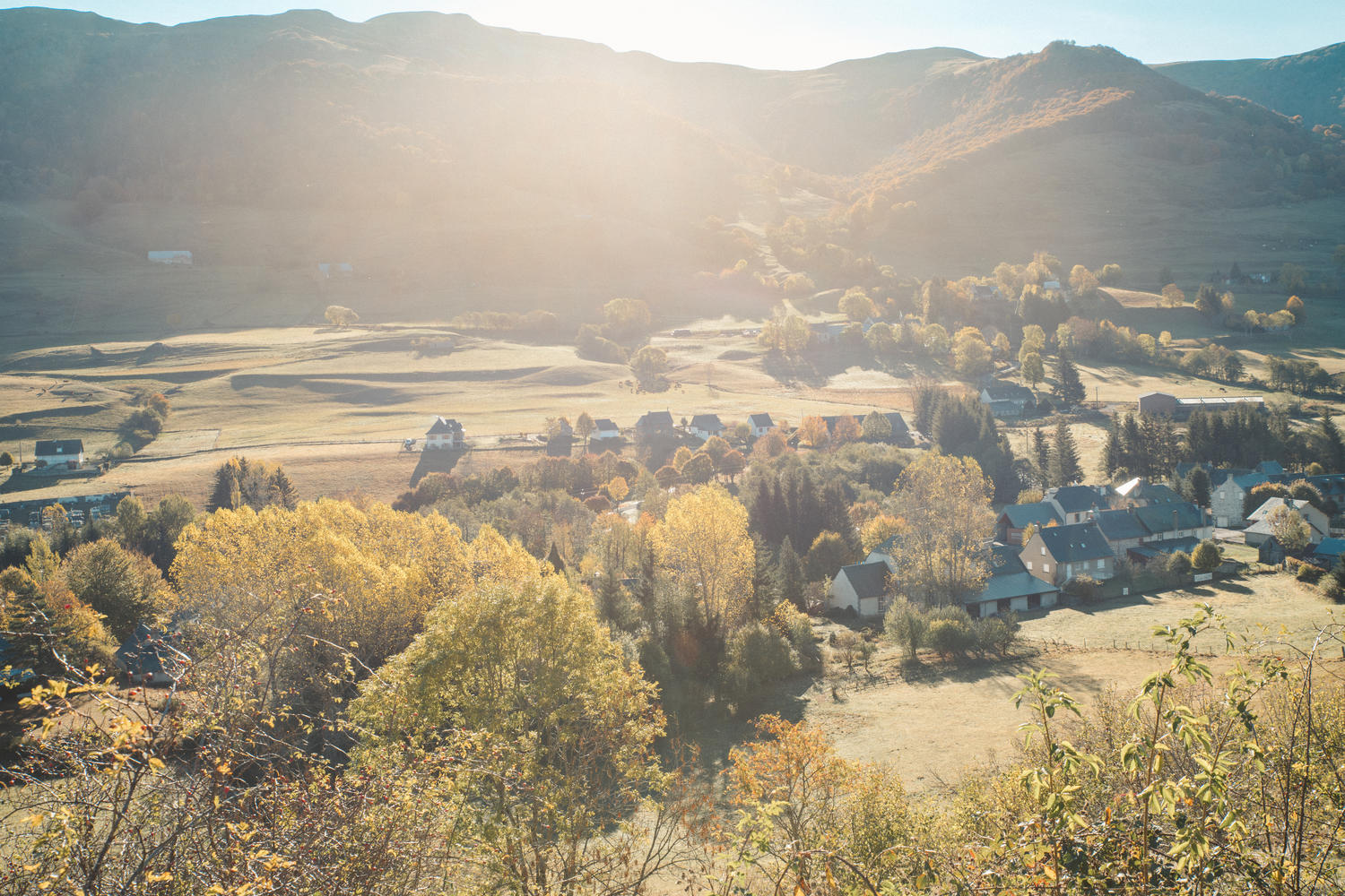 Très belle vue du village du Claux