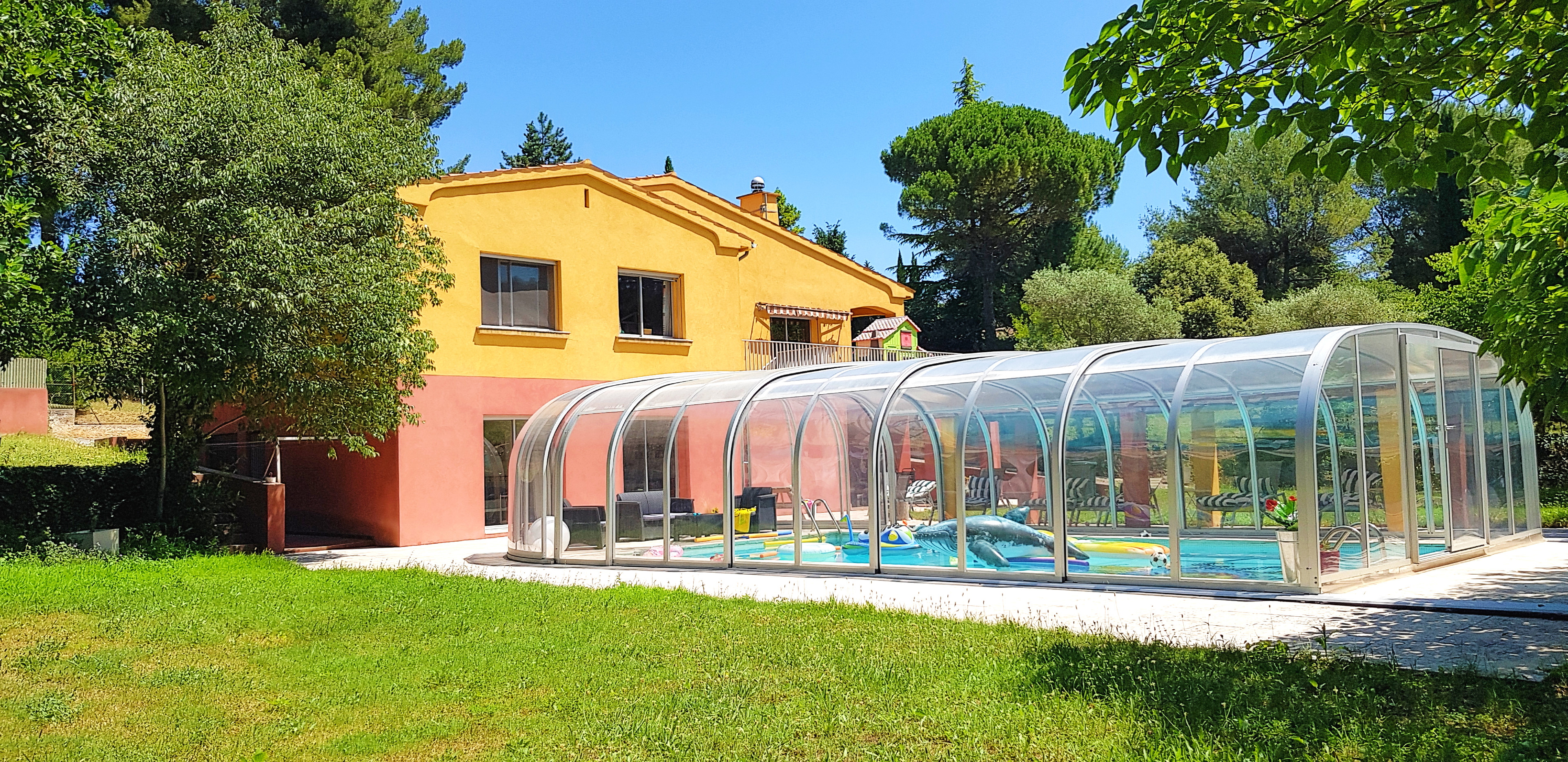 Escale Bicolore, Aubagne - photo 4