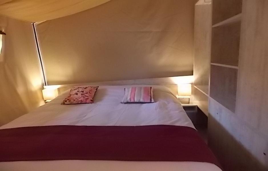 Camping Municipal La Foret_Saint-Pierre-de-Trivisy chambre parentale