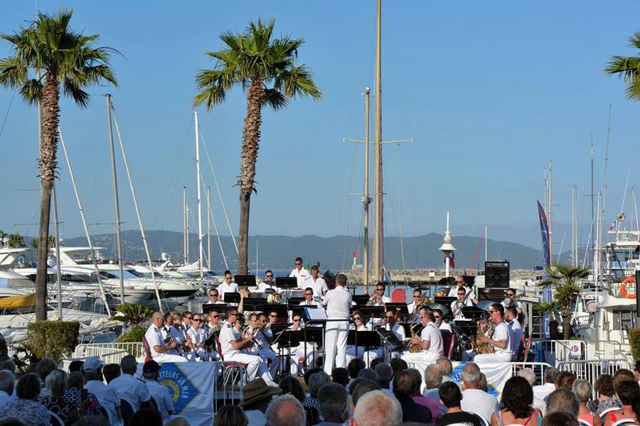 Cavalaire-Sur-Mer : Les Rendez-vous de l'été : Concert des équipages de la flotte de Toulon