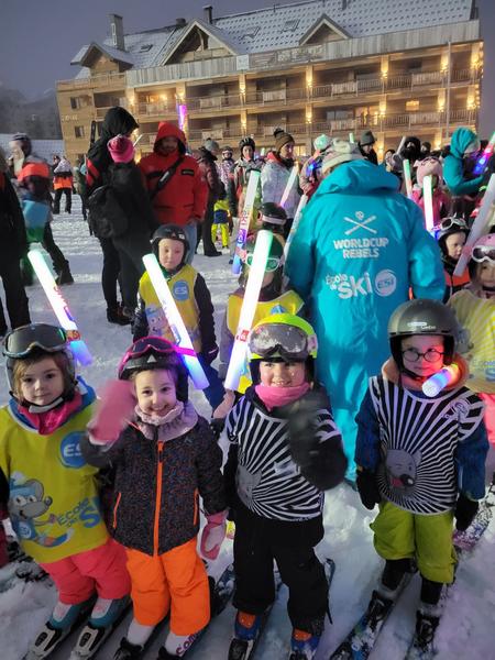 Torchlight parade ESI_La Toussuire