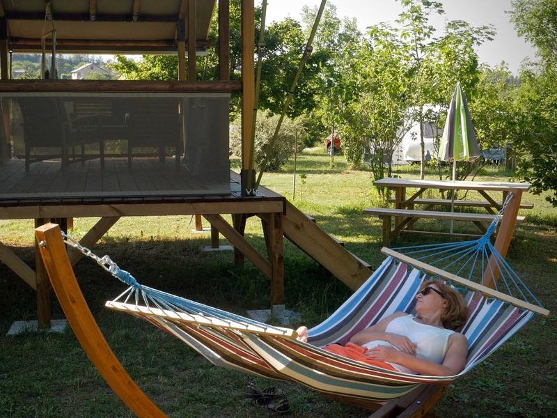 Camping Belle Roche - Lodge Altitude_Lalley