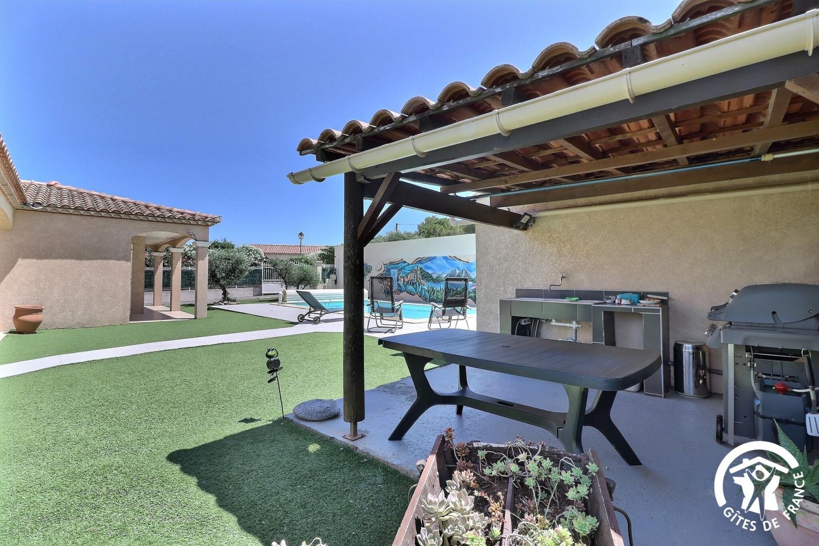 La Villa Provençale, Fontvieille - photo 6