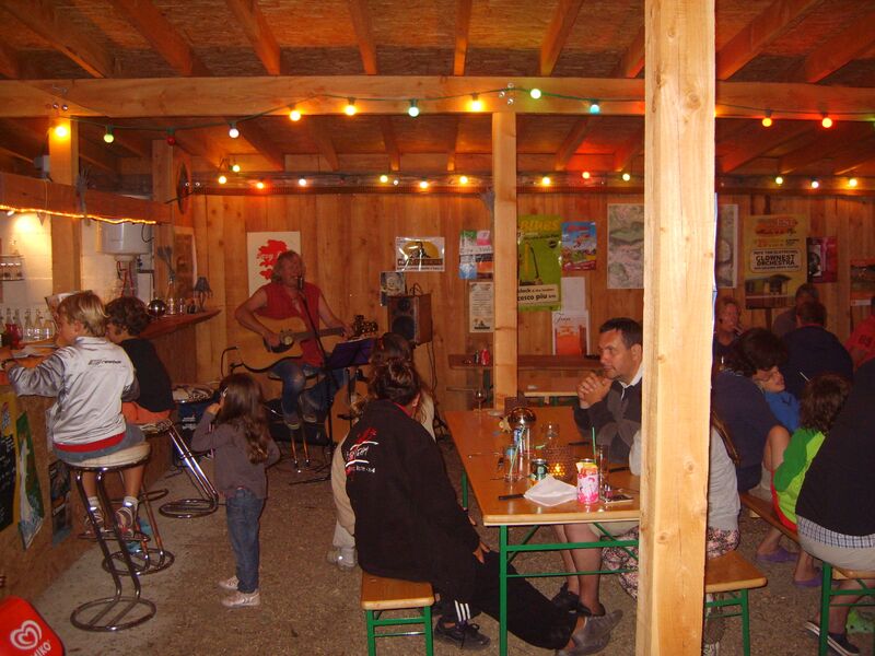 Intérieur guinguette 2