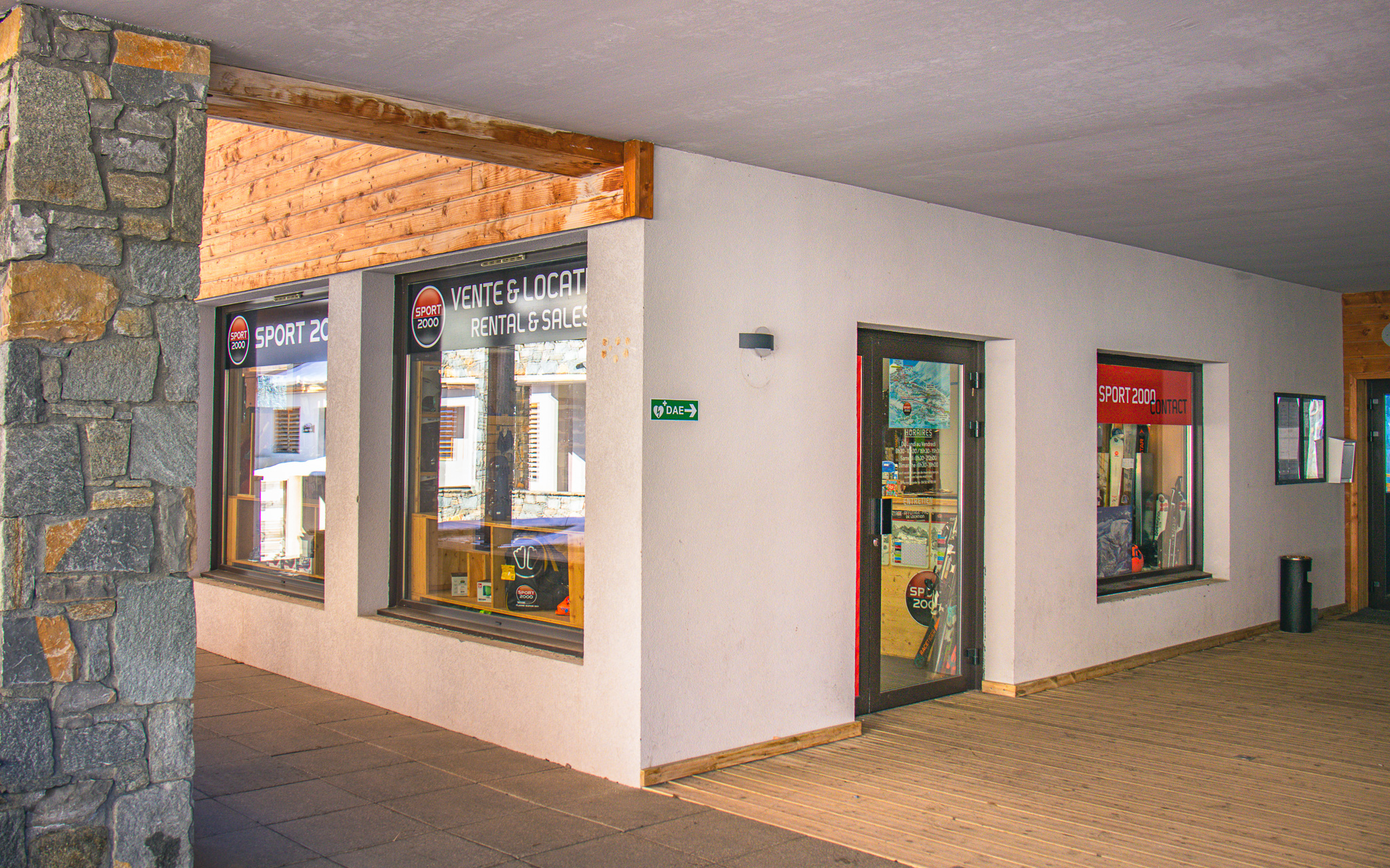 Front of the Flaine Super Ski Sport 2000 shop - Les Portes du Grand Massif