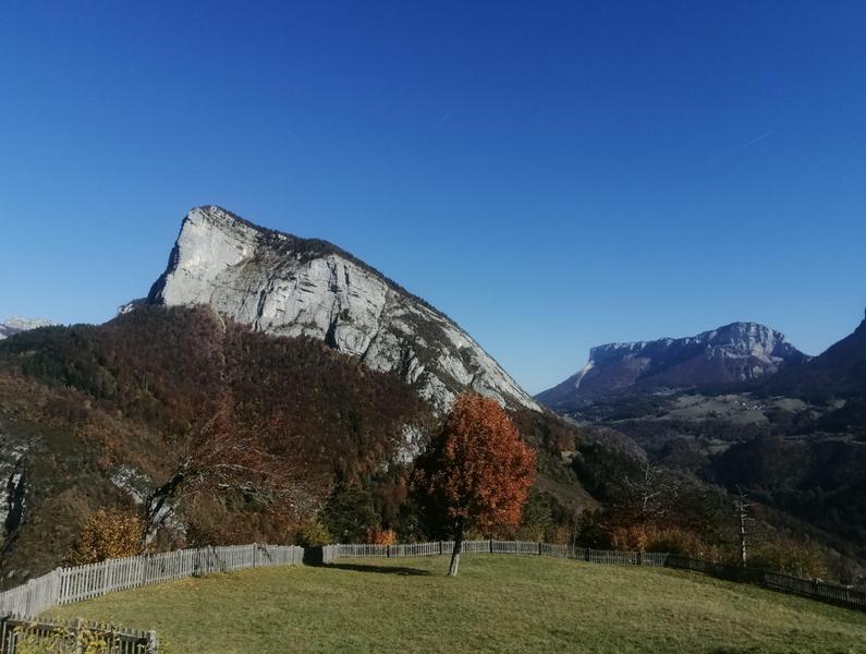 Vue depuis les ruines du Château de Montbel