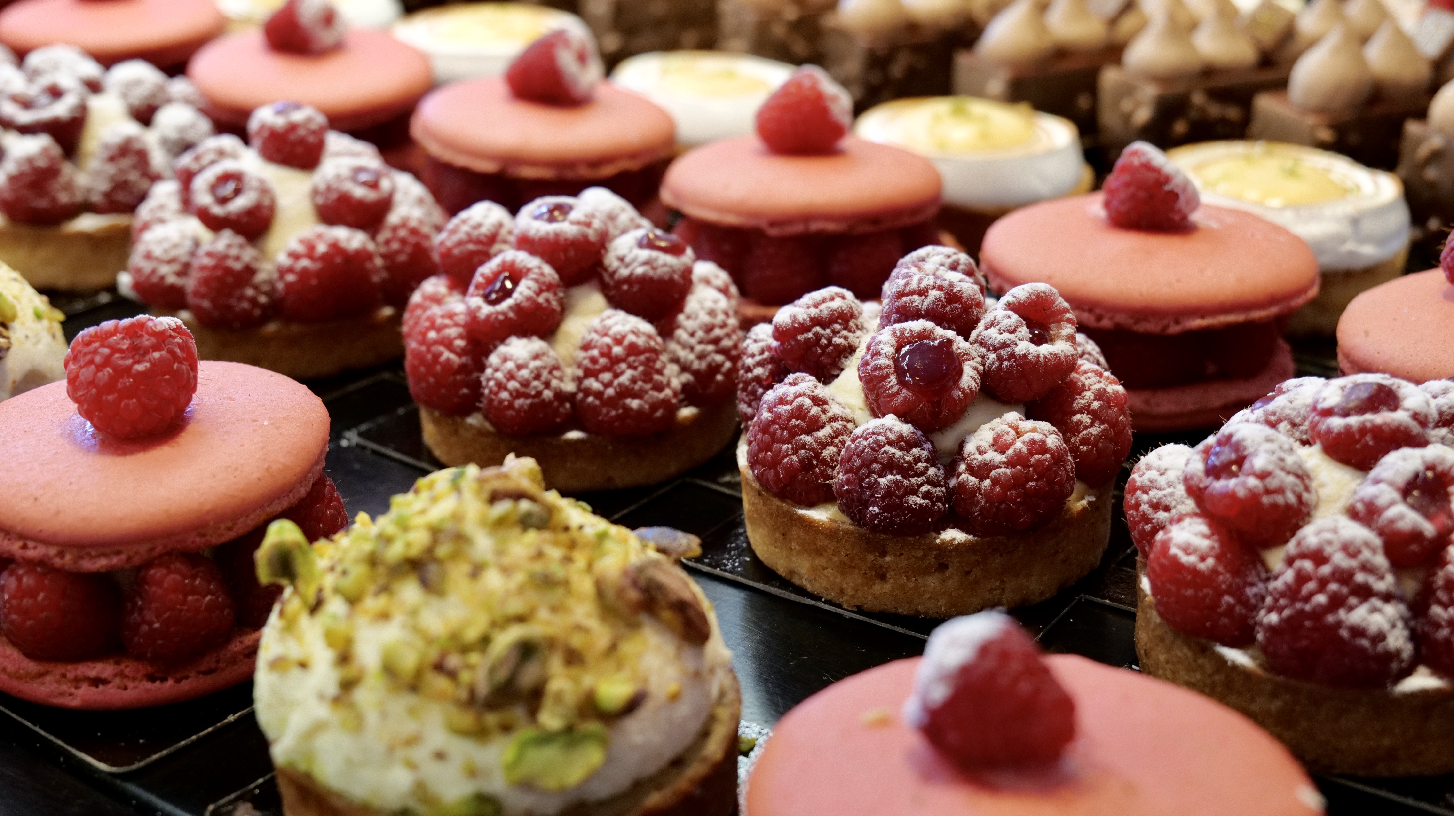 Hat's - Pont de l'Arc - photo 2