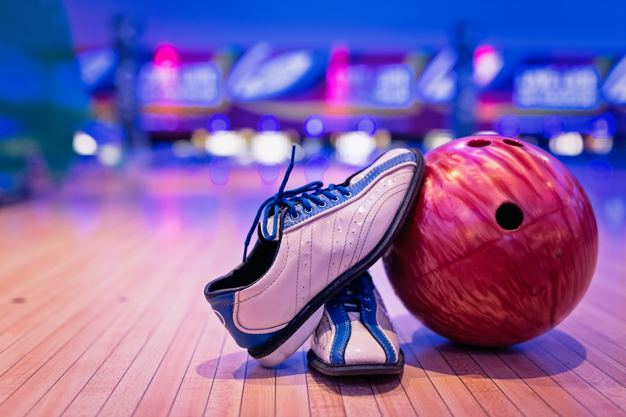 bowling city - © istock