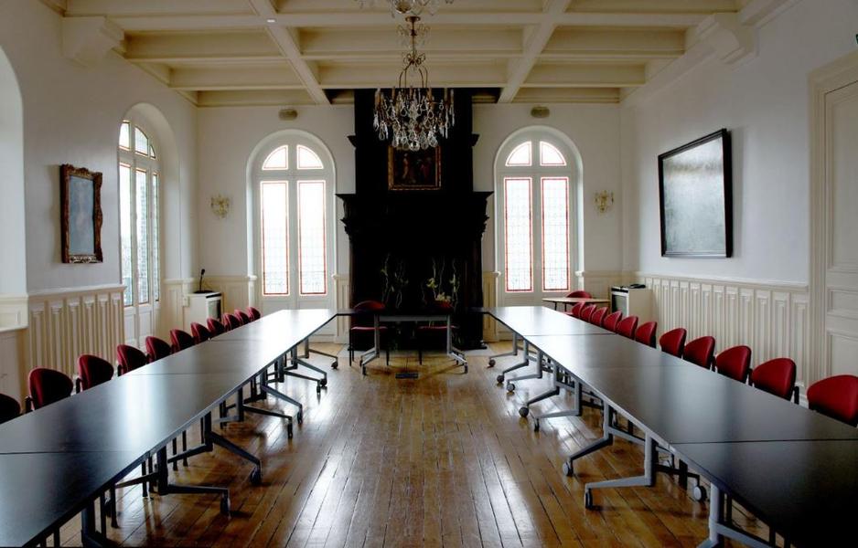 Salle de réception de l'Hôtel de Ville de Bry 