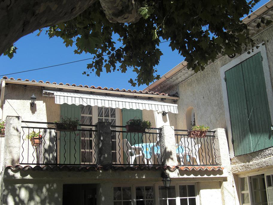 Le Mas de Bazarde, Orgon - photo 2