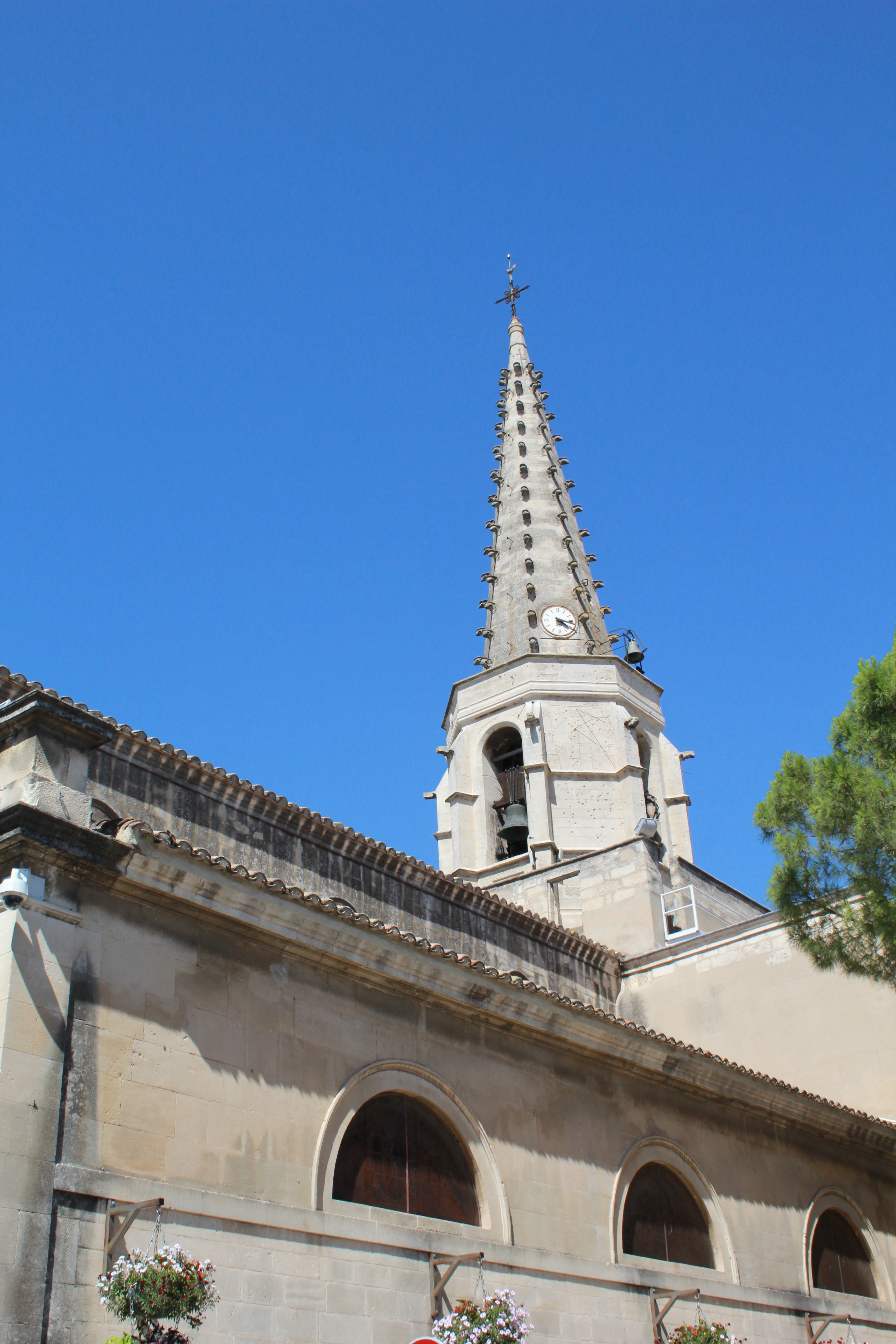 Eglise Notre Dame de la Nativité de Marie, Graveson - photo 3