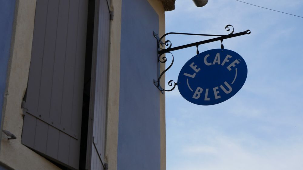Le Café bleu