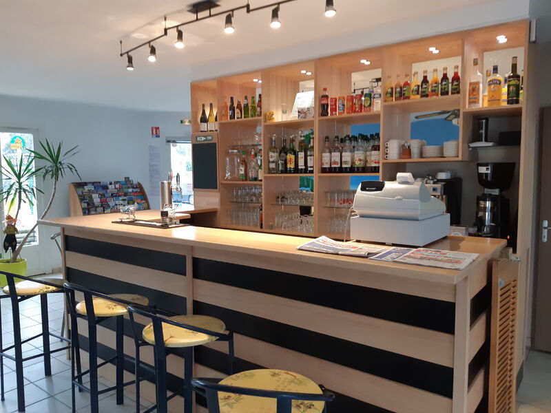 snack-bar camping chant merle