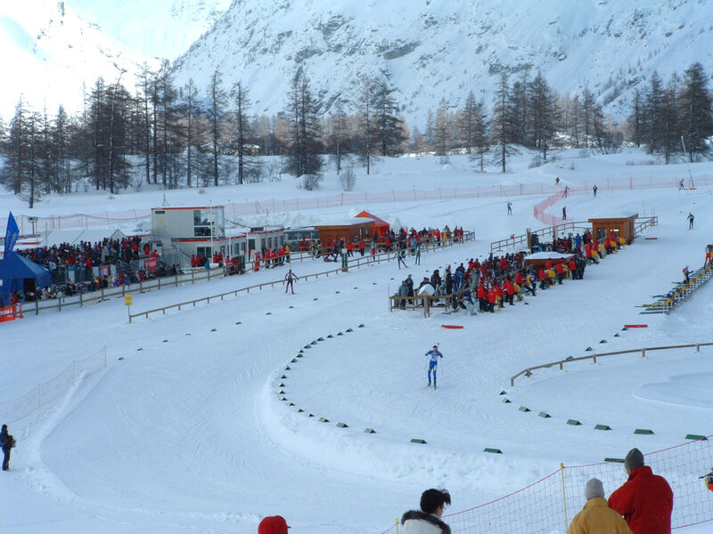 Stade de biathlon en hiver à Bessans