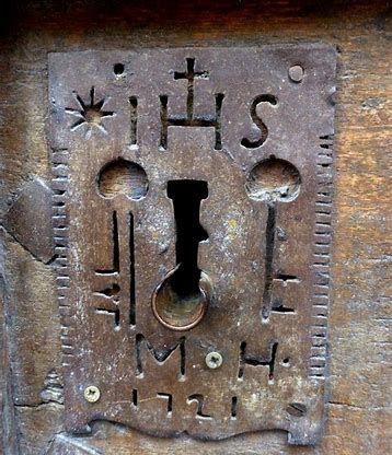 La porte des Hierres