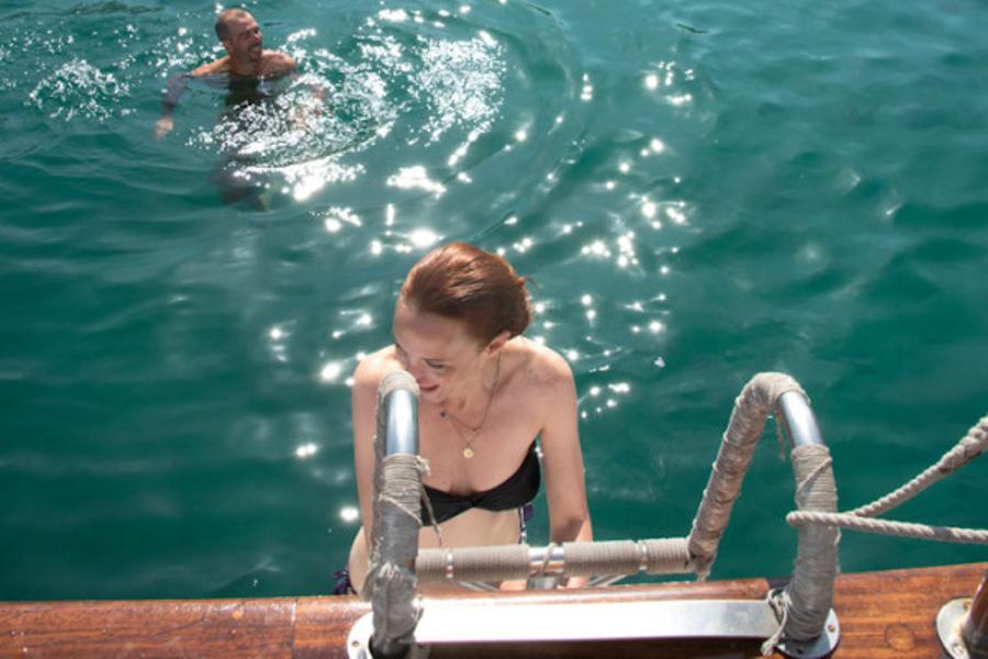Journée Calanques, voile et baignade sur Le Don du Vent