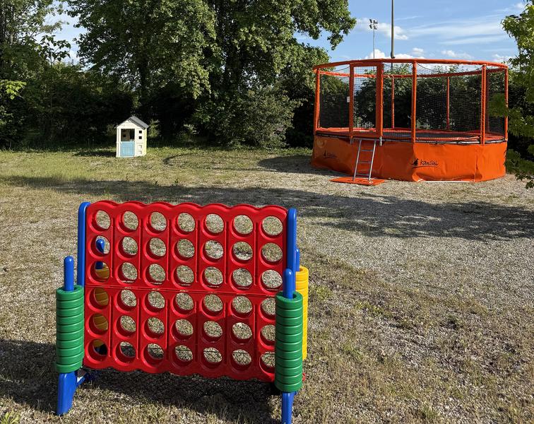 L'aire de jeux pour enfants L'aire de jeux pour enfants