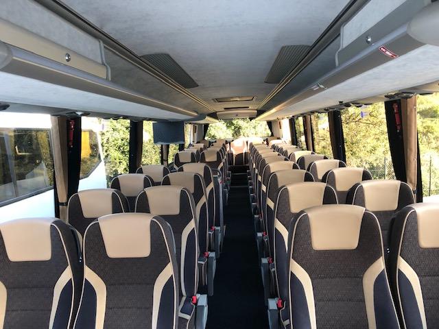 bus 45 sièges interieur
