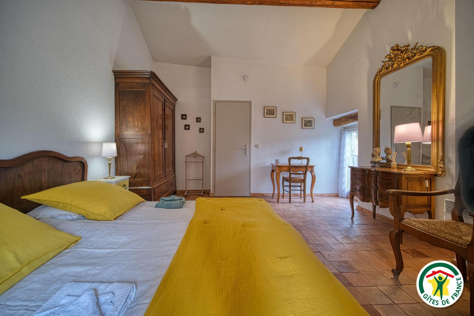 La chambre : lit 1x180