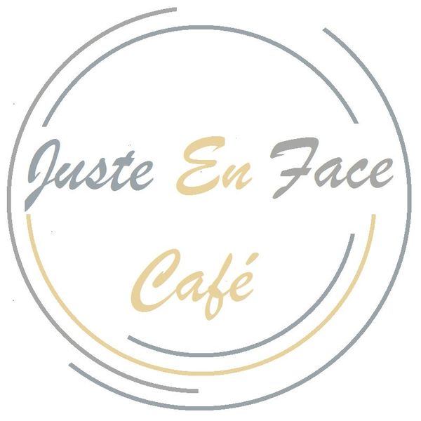 Soirée karaoké au Café "Juste en face"