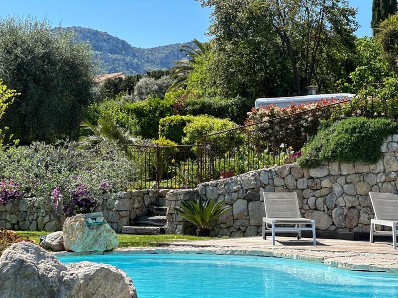 Gîte Olidom-Piscine, transats-Saint Jeannet-Gîtes de France Alpes-Maritimes