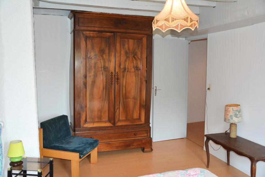 Chambre-La Garrigue Petit Gîte-St Salvy de la Balme-Gîtes de France