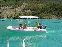 Bateau à moteur Biké Beach