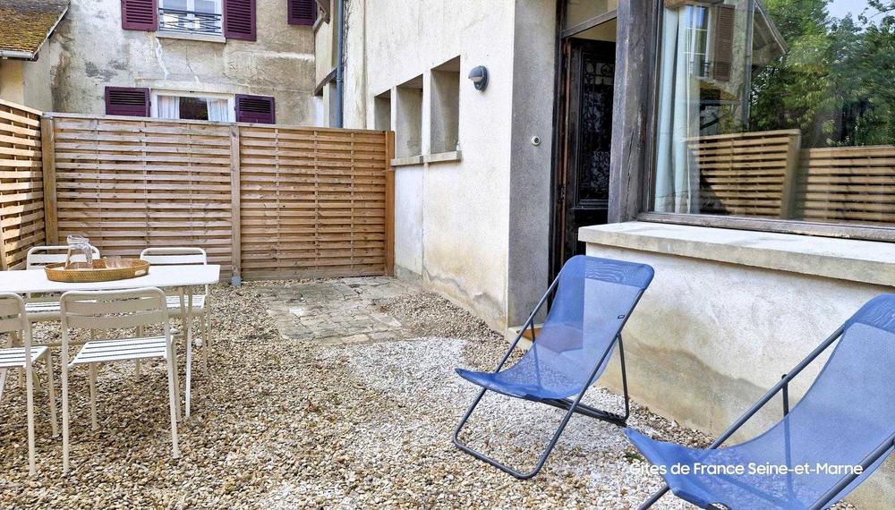 Terrasse et entrée Terrasse et entrée