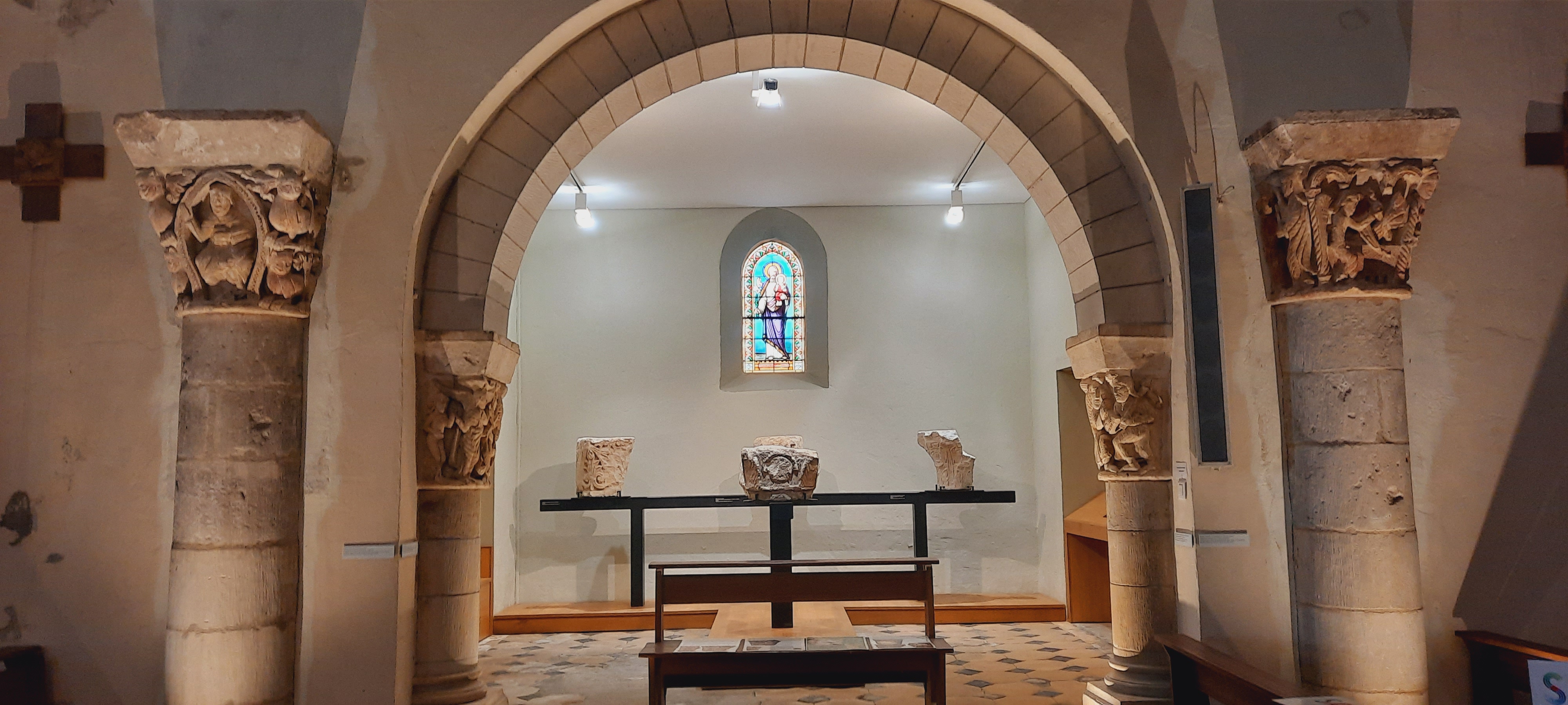 Découverte des chapiteaux de l’église