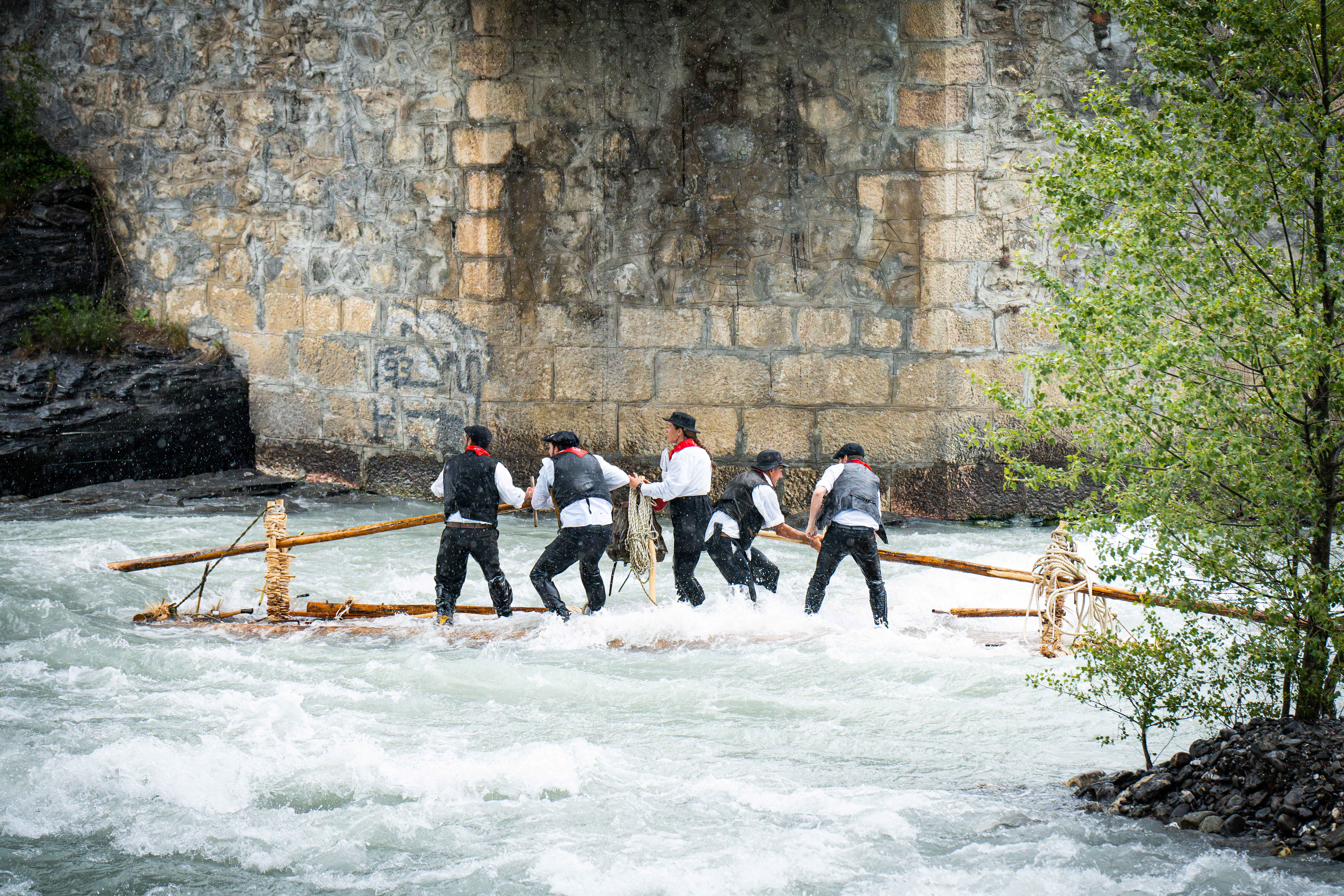 Descente des Radeliers de la Durance_Châteauroux-les-Alpes