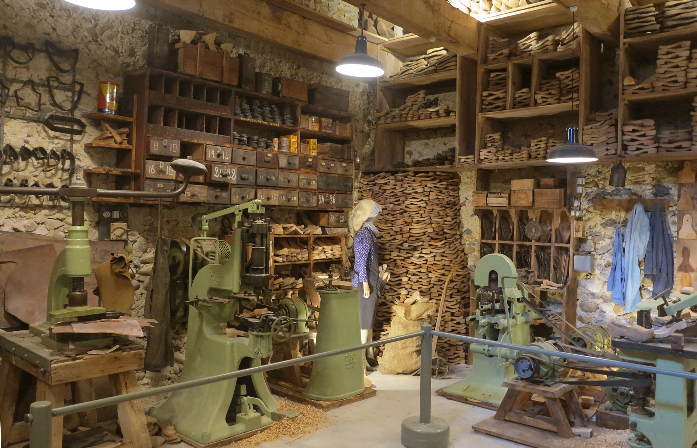 Musée Histoire de la Galoche, Val-de-Virieu