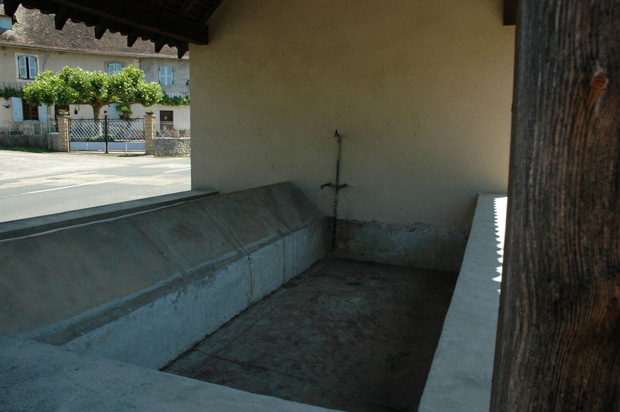 Lavoir Brangues - OTSI Morestel